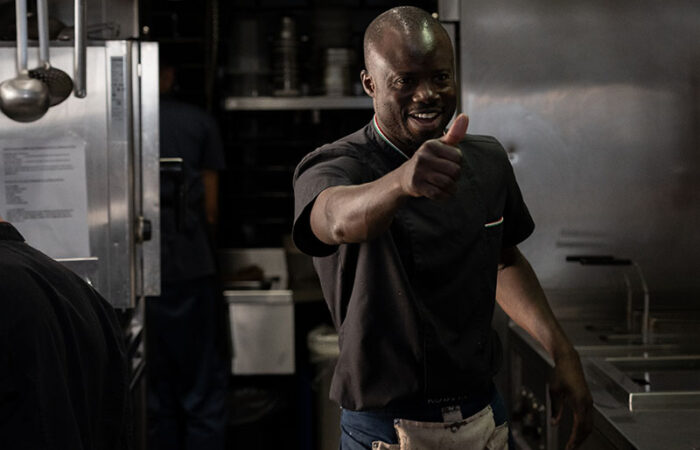 Personale di sala Osteria Kobuta servizio in cucina